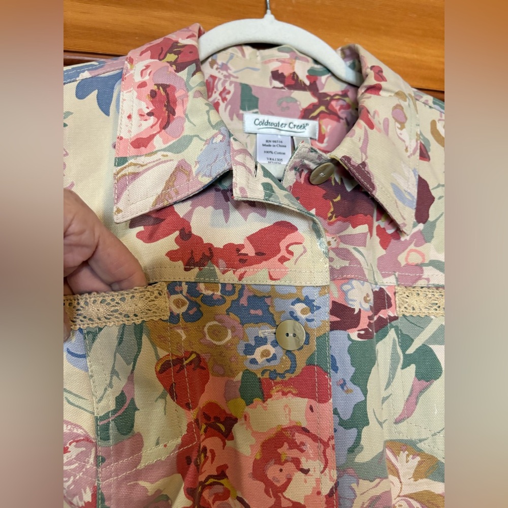 Coldwater Creek Multicolor Floral Cotton Twill Jacket w Crochet Embellishment - Picture 9 of 12